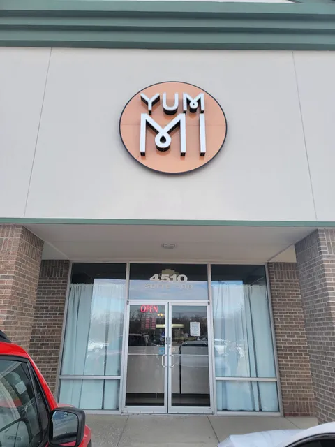 YUMMI Thai Restaurant