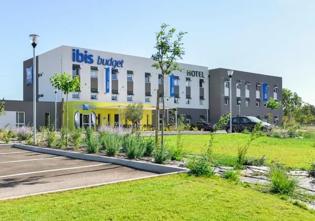 ibis budget Saint-Martin-de-Crau Porte de Camargue