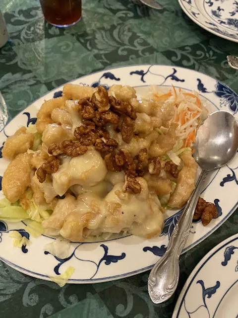 Tong's Hunan Restaurant