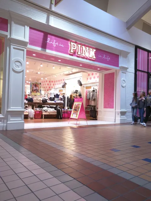 Victoria's Secret & PINK