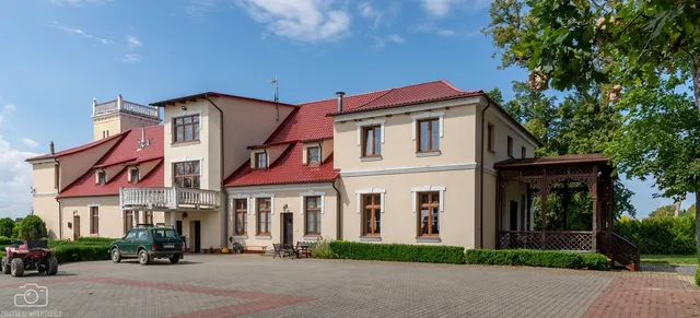 Pałac Parkowy w Parnowie