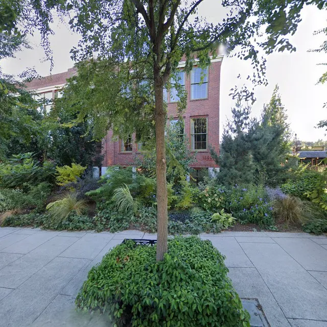 18607 Bothell Way NE