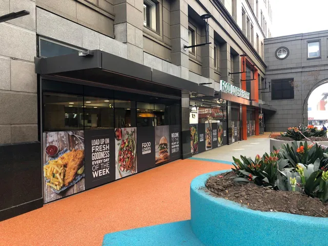 Food Lover's Eatery Bank City