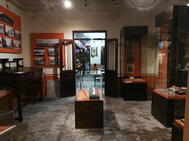 Casa de los 3 Frentes museo & café