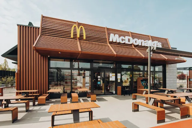 McDonald’s Casalecchio di Reno Via De Curtis