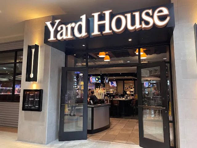Yard House