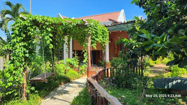 DU YÊN GARDEN OF BLESSINGS