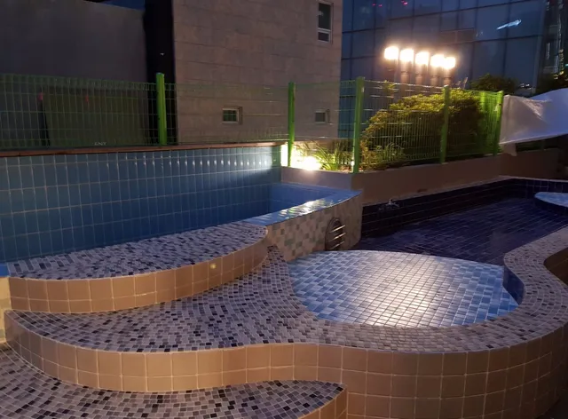 Sleep with your own pet only (The Petel)