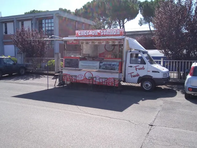 Chef Da Strada - La Vecchia Fattoria truck food