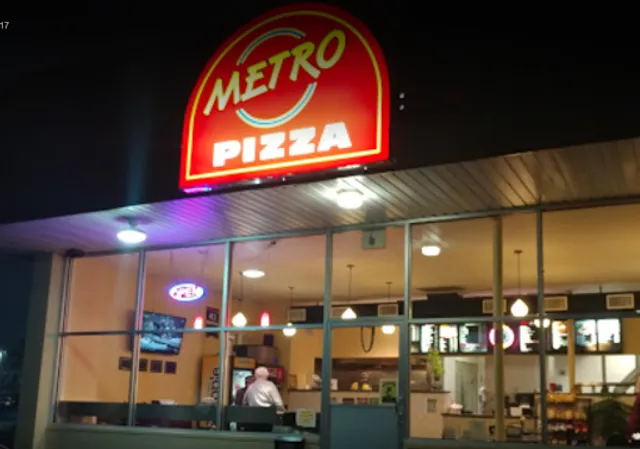 Metro Pizza and Sandwiches
