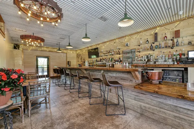 Montez Creekside Kitchen