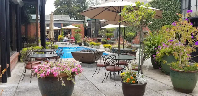 Mulligan Public House