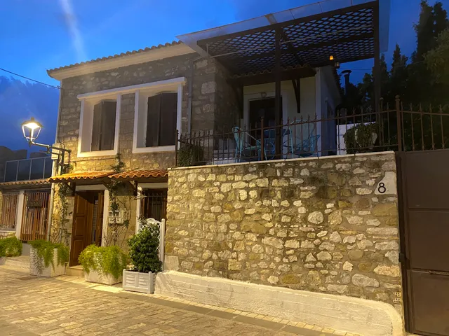 Naupactus unique harbor apartment in a stone house