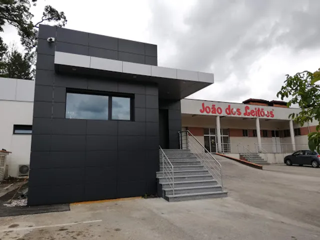 JOHN OF PIGLETS - baking ovens