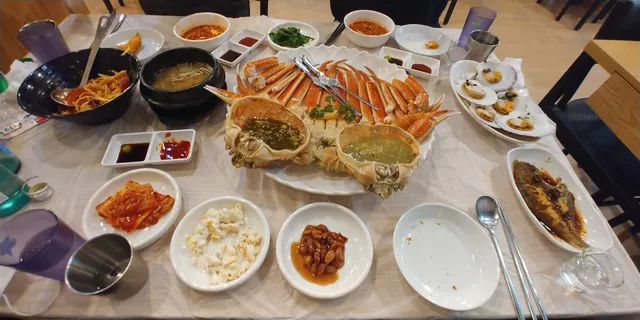 Sokcho red snow crab