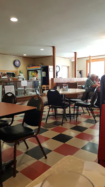 Carolyn & Co Cafe & Bakery