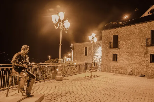 Ostello della Gioventù Massimo Troisi