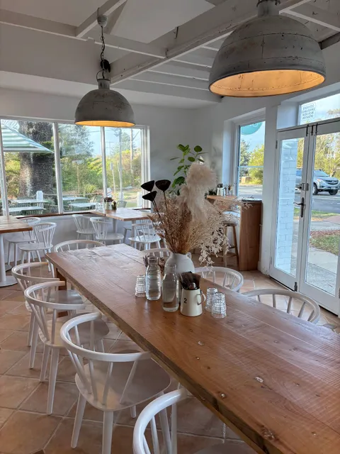 Girdlers Café - Narrabeen