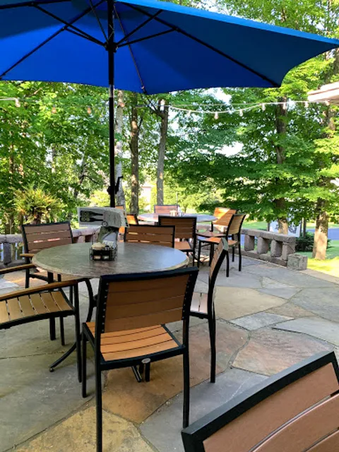 Samuelson's Creek Pub And Grill