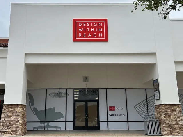 Design Within Reach San Marcos Outlet