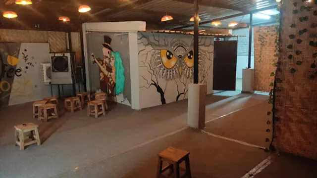 SUNRISE ROOFTOP RESTRO