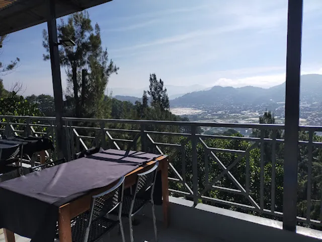 Marosans JYC Restaurant