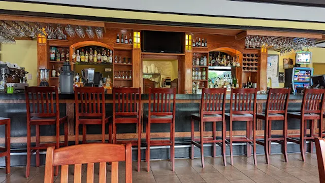 The Ridge Bar & Grill