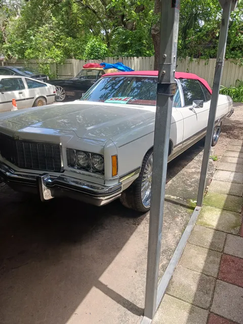 Juan Osorio Uphoslstery