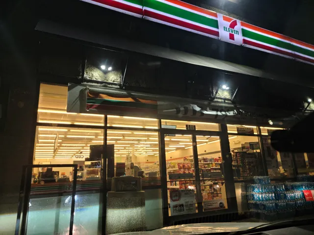 7-Eleven