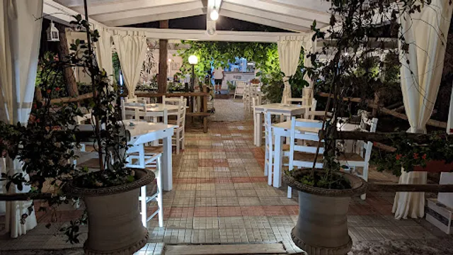 Snack Bar Juncu e Luna