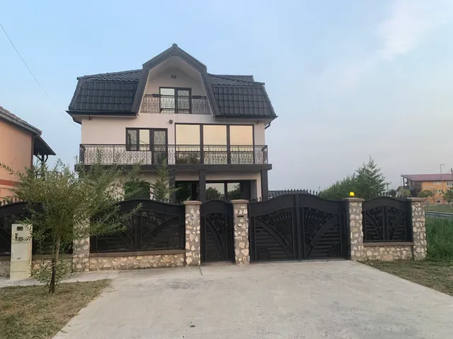 Conacul Baroque House