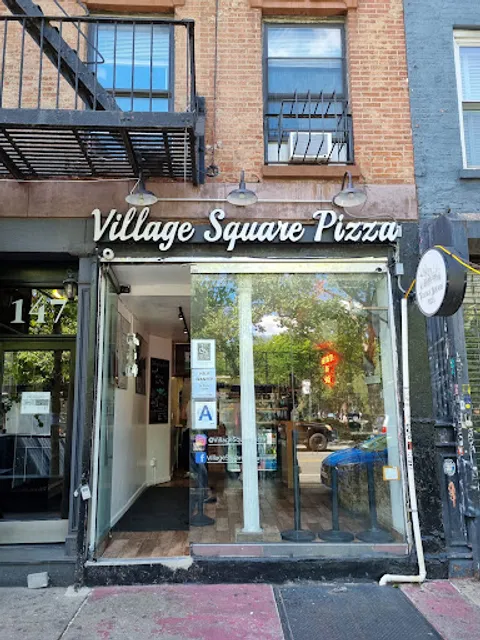 Village Square Pizza
