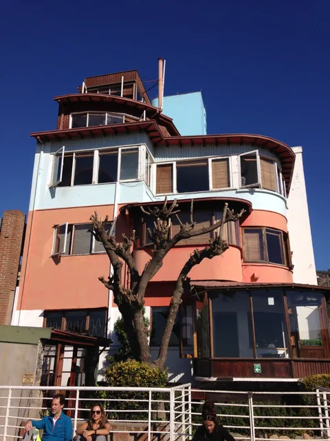 Casa Pablo Neruda