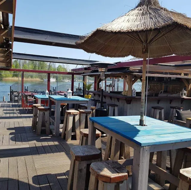 Strandcafé De Meiden