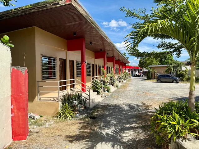 RedDoorz @ KBL Transient Inn San Fernando