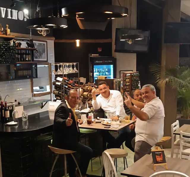 Restaurante Tapas y Vinos