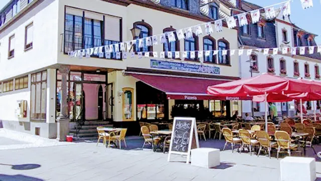 Adria Pizzeria Eiscafè