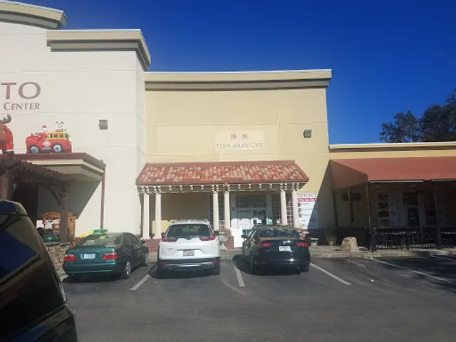 Tan's Asian Cafe