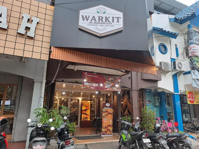 Waroenk Kito Taman Palem Lestari