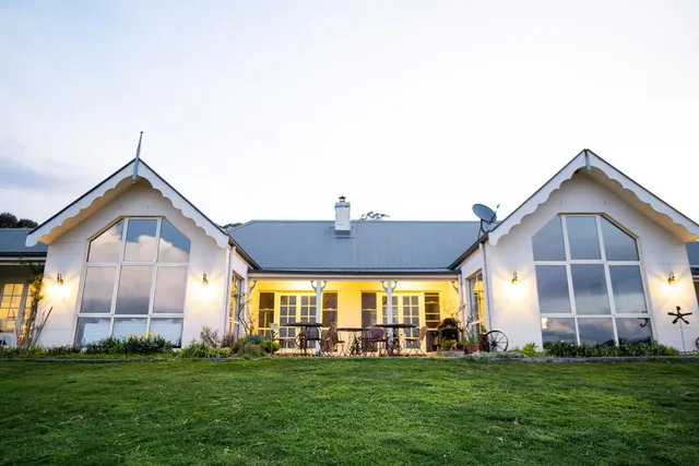 Kenzell Farm & Mckeowns Rest Homestead