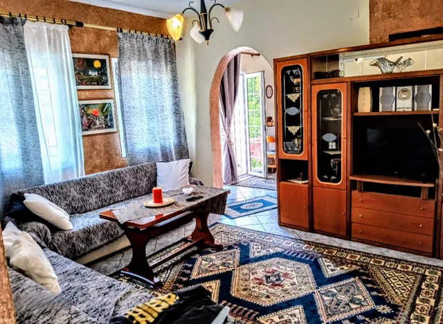 Sergios Rooms votonosi metsovo