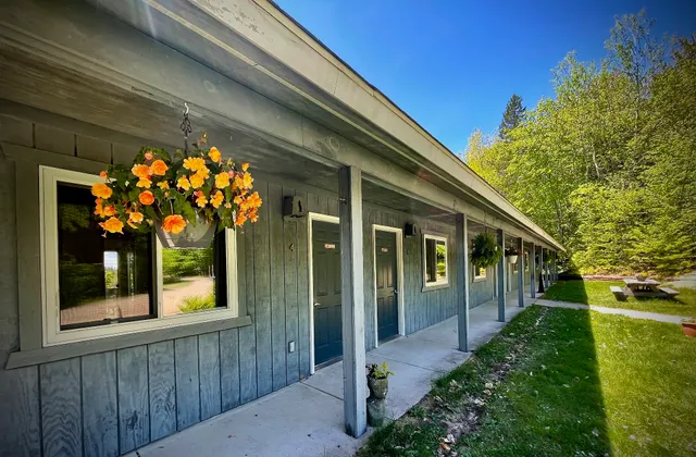 The Timber Ridge Inn