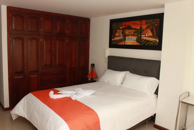 HOTEL GUALANDAY PLAZA