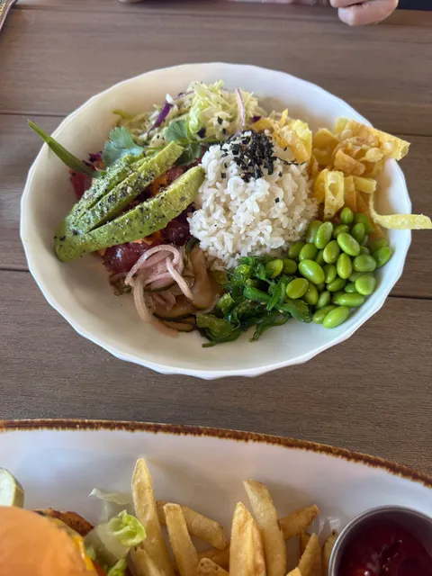 Tommy Bahama Marlin Bar