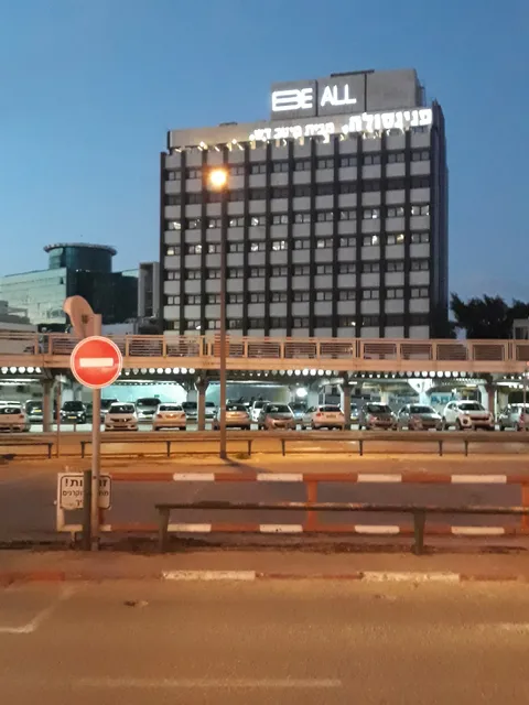 Begin19 Apartments & Hostel