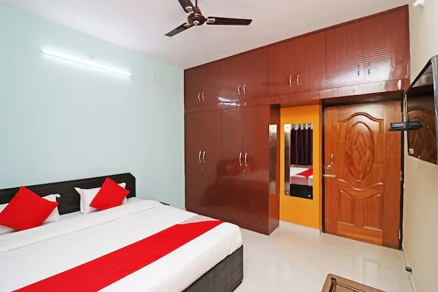 Hotel O Krisha Palace