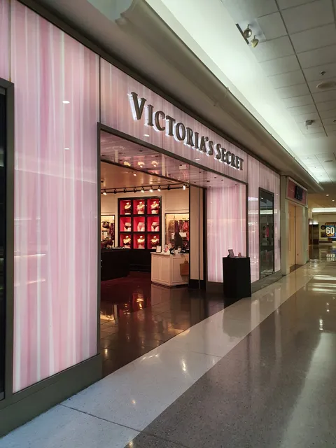 Victoria's Secret & PINK