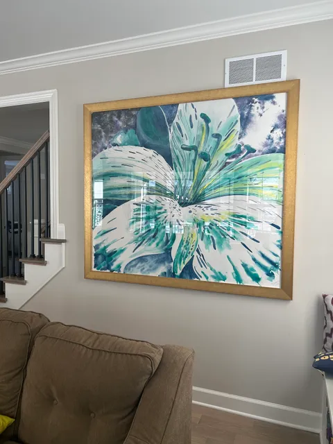 Gisvi Art Studio & Custom Framing