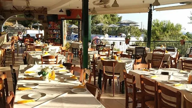 Taverna Anixis