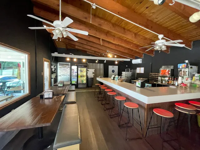 Piza Kama - Scratch Pizza Bar